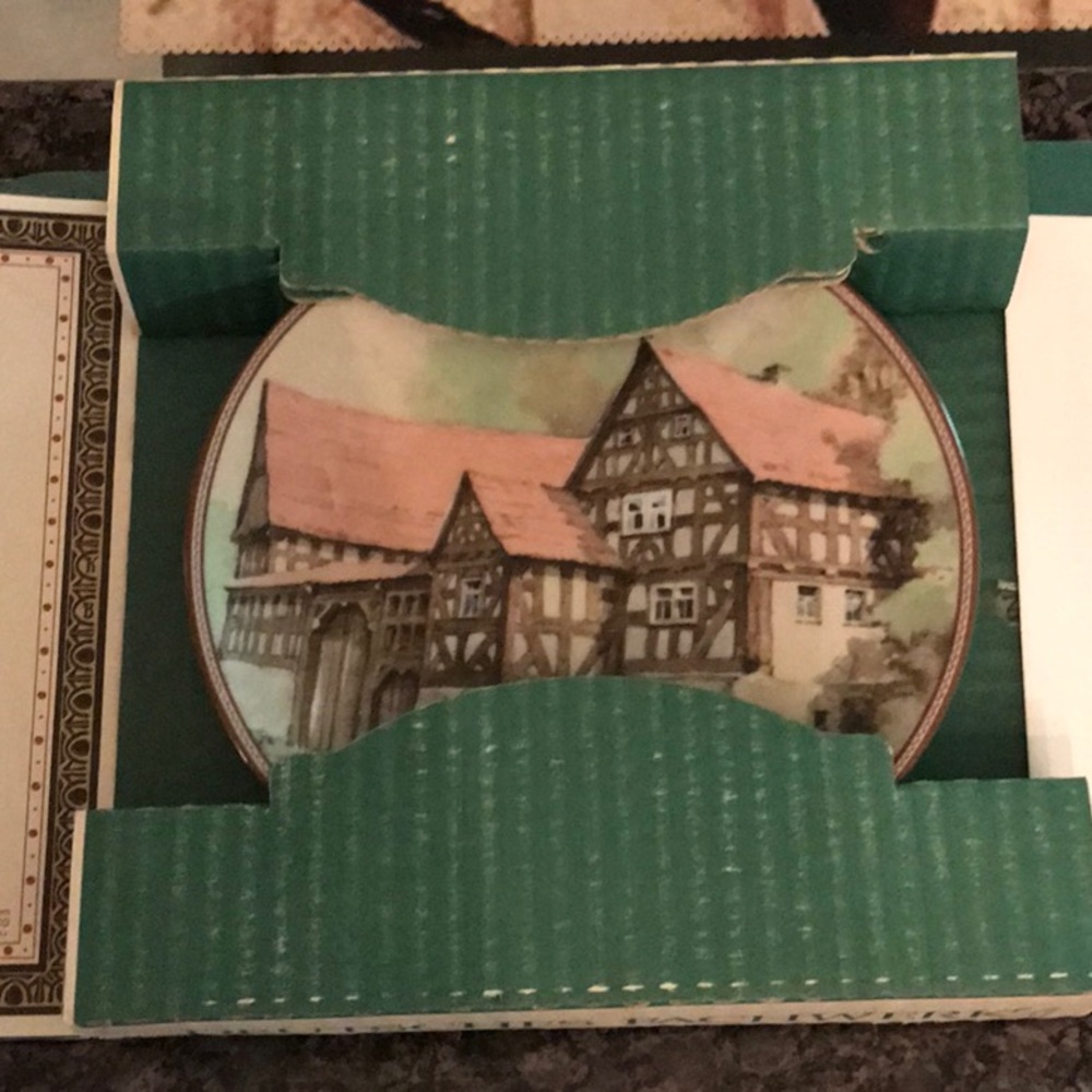 NIB vintage German Westfalenhaus collector plate Certificate Deutsches Fachwerk
